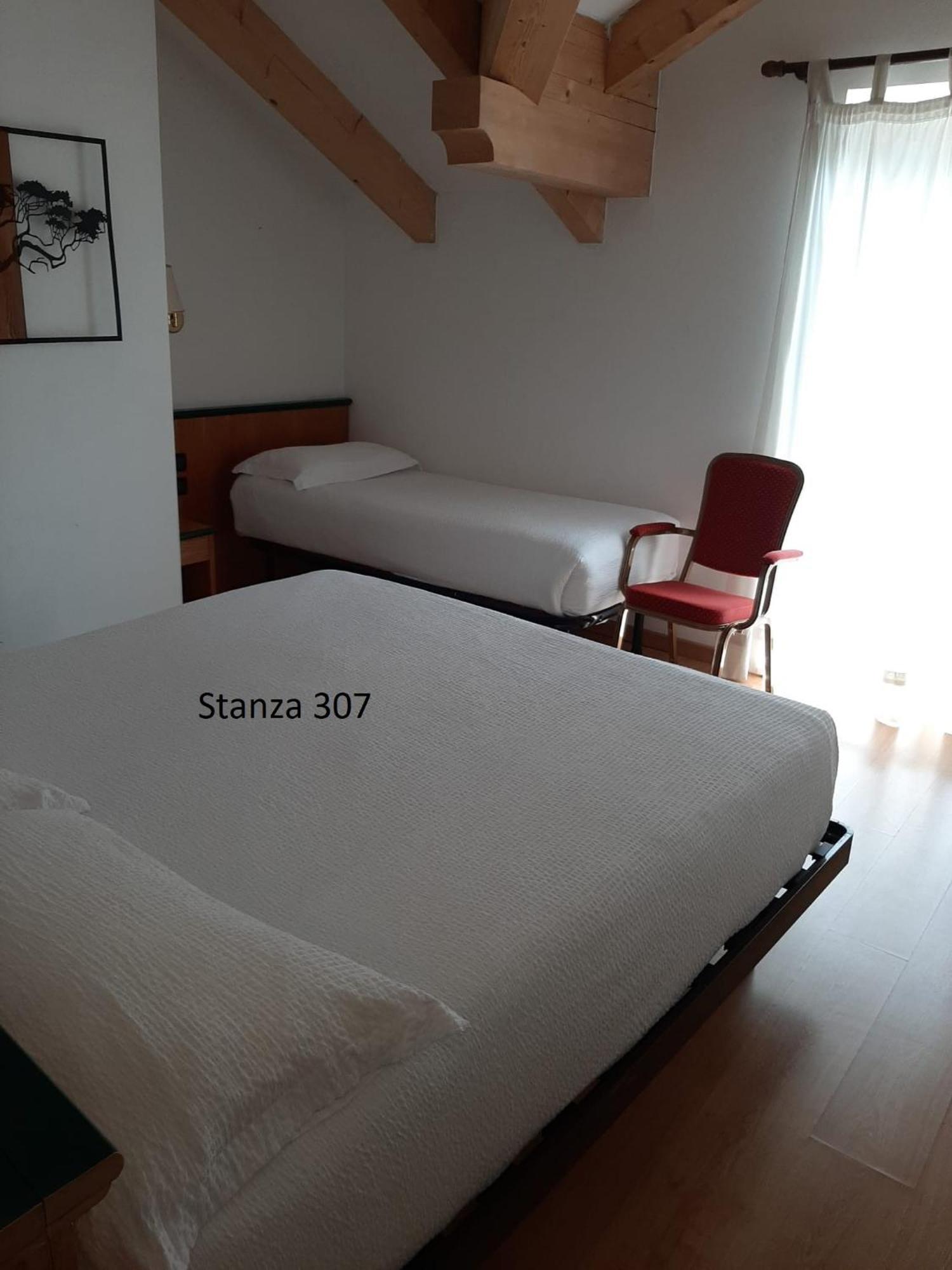 Hotel Pizboe มาซซิน ภายนอก รูปภาพ